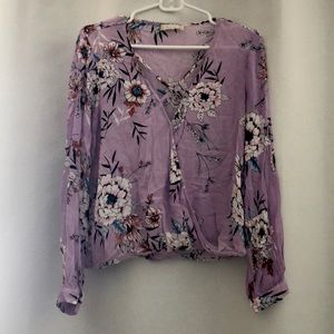 Altar’s state floral long sleeve